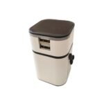 International Adaptor